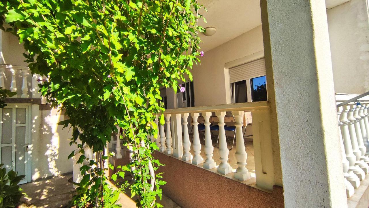 Apartment Amigo Seline Ngoại thất bức ảnh